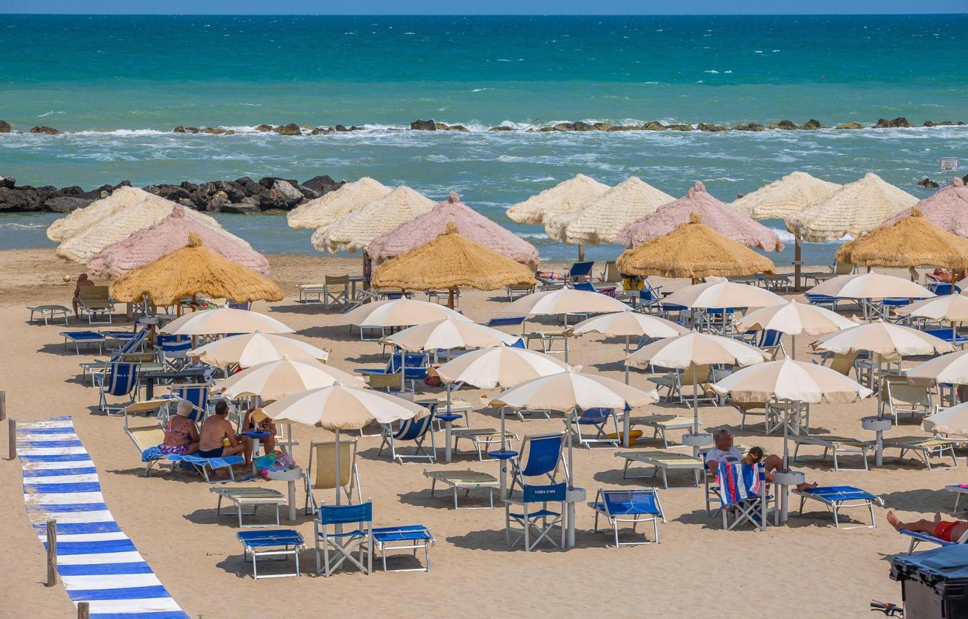 Palm Beach House - Vista Mare Montesilvano Marina Kültér fotó